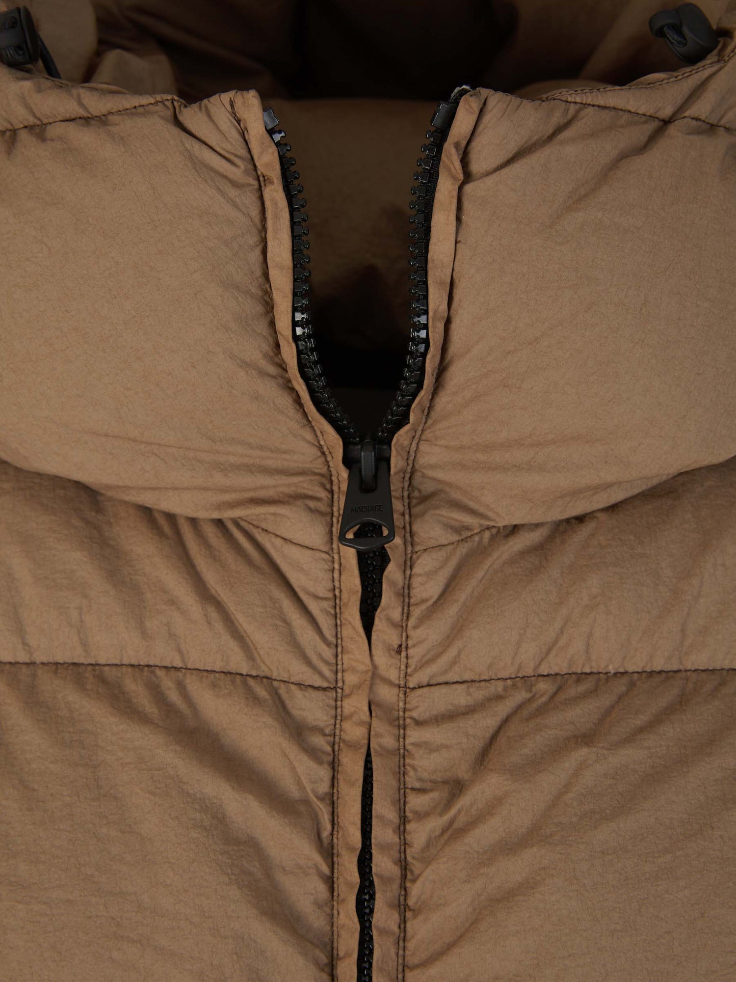 Outlet online Mackage Hombre Plumífero Acolchado ADELMO-LC color Verde Militar sku 512-002094 01 - Foto 4