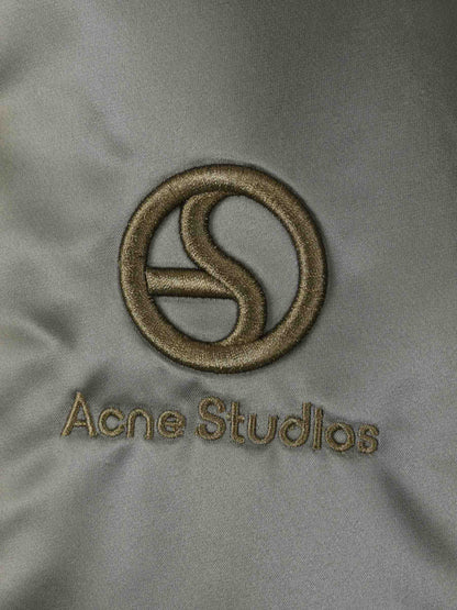 Acne Studios Hombre Barcelona Chaqueta Acolchada Técnica color Verde Oscuro sku 512-002427 01 - Foto 3