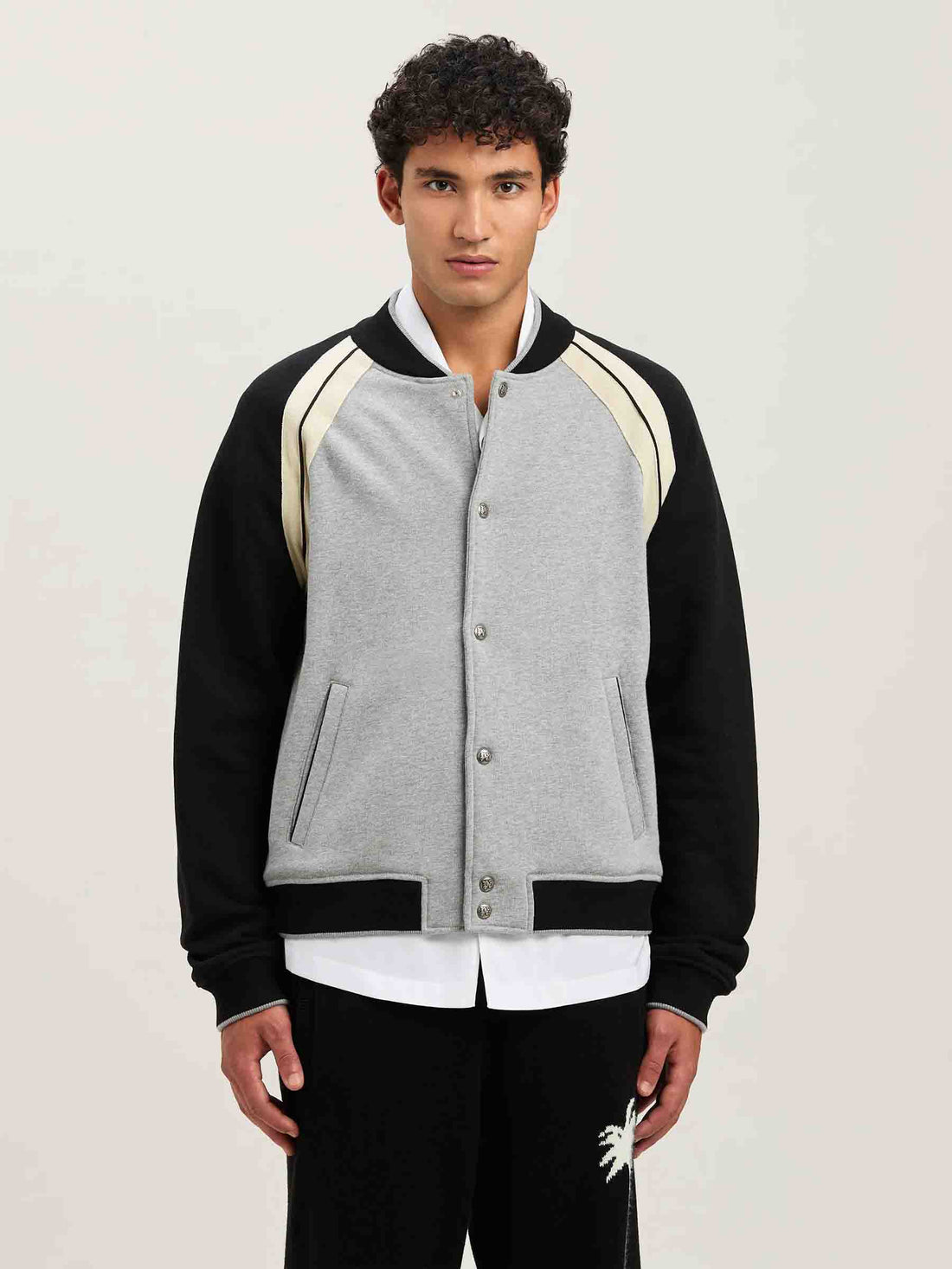 Palm Angels Hombre Barcelona Chaqueta Bomber Logo color Gris Piedra sku 512-002443 01 - Foto 2