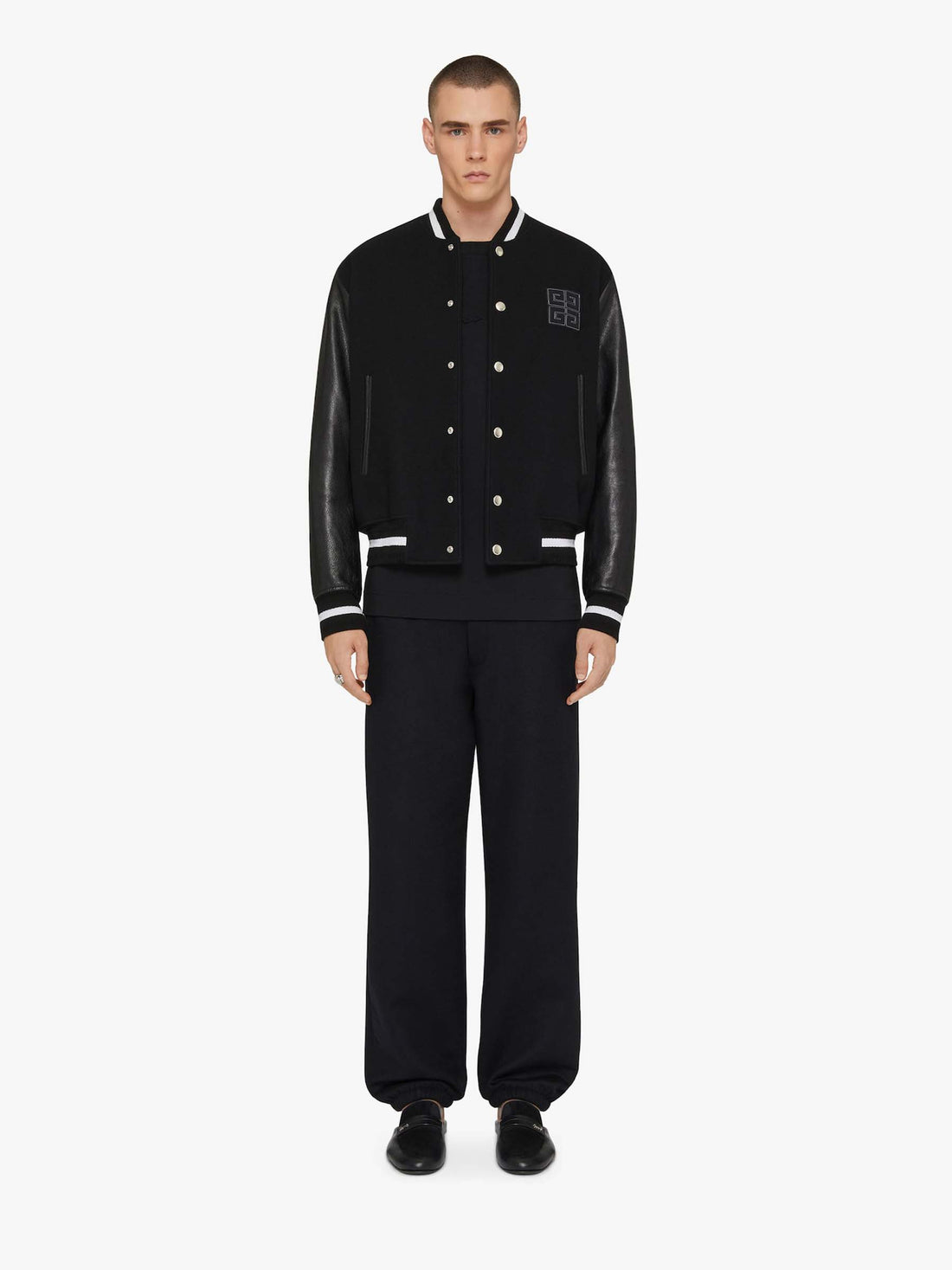 Givenchy Hombre Barcelona Chaqueta Bomber Logo color Negro sku 512-002445 01 - Foto 2