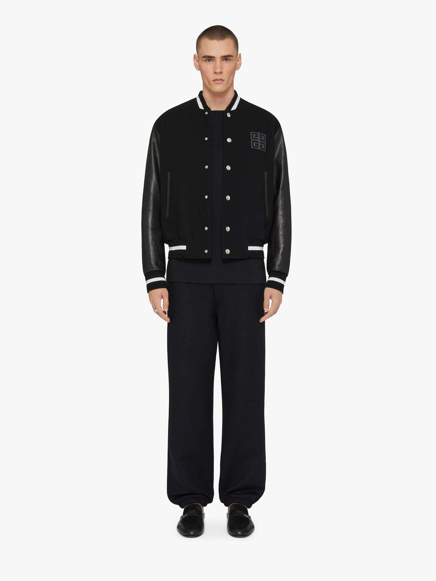 Givenchy Hombre Barcelona Chaqueta Bomber Logo color Negro sku 512-002445 01 - Foto 2