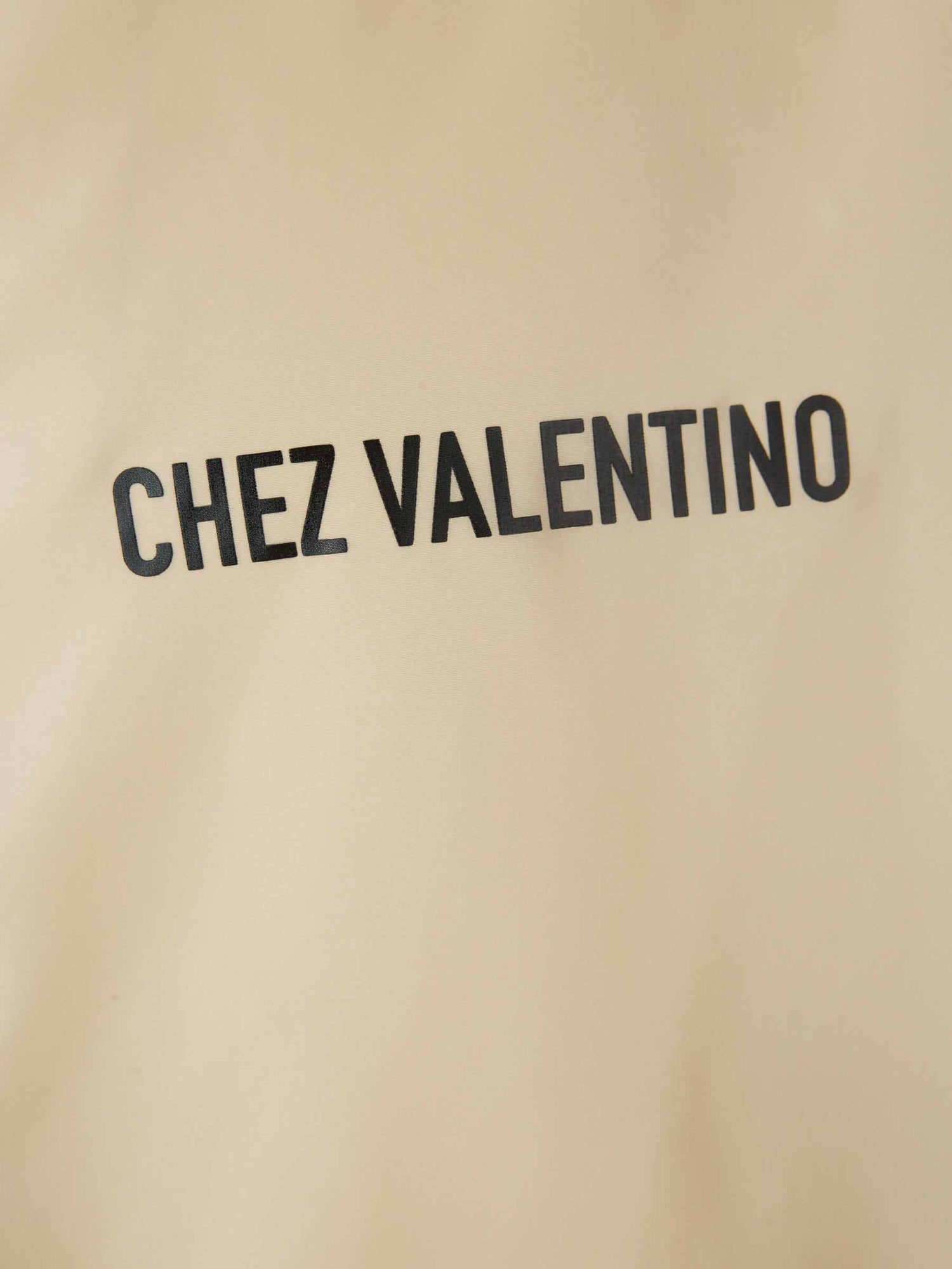 Valentino Hombre Barcelona Cazadora Rompevientos Estampado color Beige sku 512-002447 01 - Foto 4