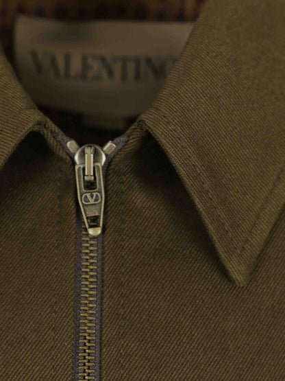 Valentino Hombre Barcelona Chaqueta Casual VGold color Verde Militar sku 512-002747 01 - Foto 4