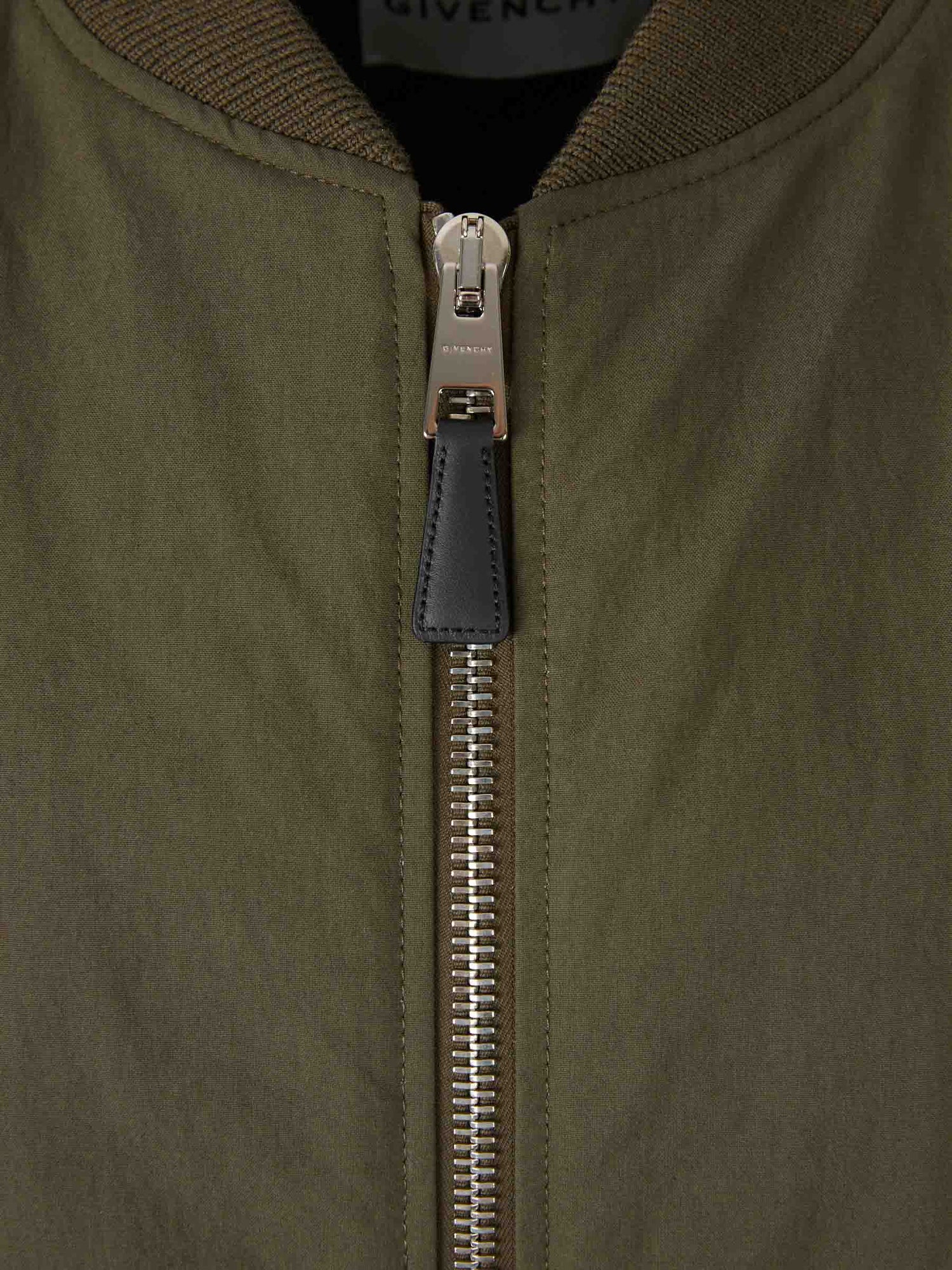Outlet online Givenchy Hombre Chaqueta Bomber Couture Seam color Verde Militar sku 512-002757 01 - Foto 3