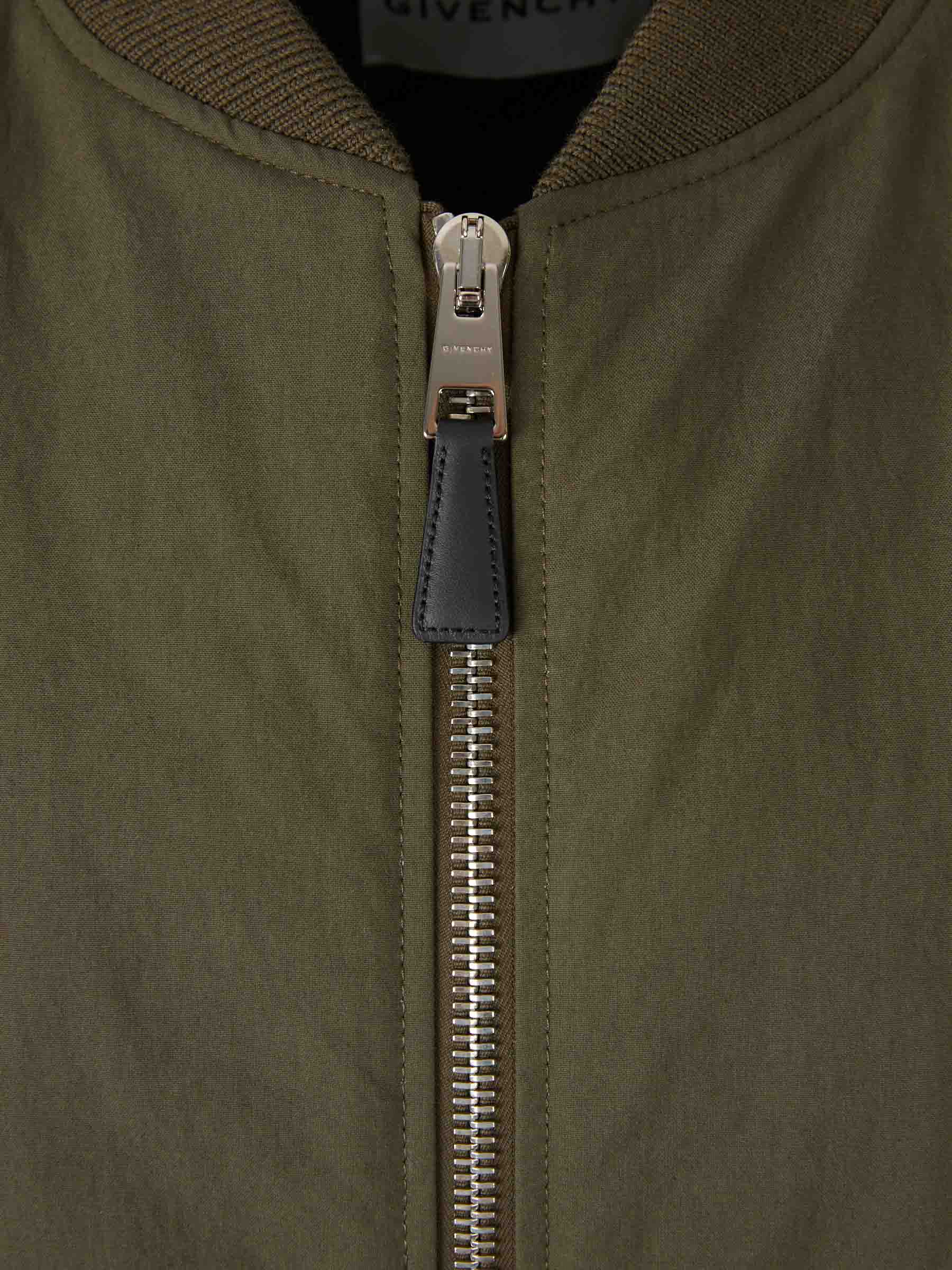 Outlet online Givenchy Hombre Chaqueta Bomber Couture Seam color Verde Militar sku 512-002757 01 - Foto 3