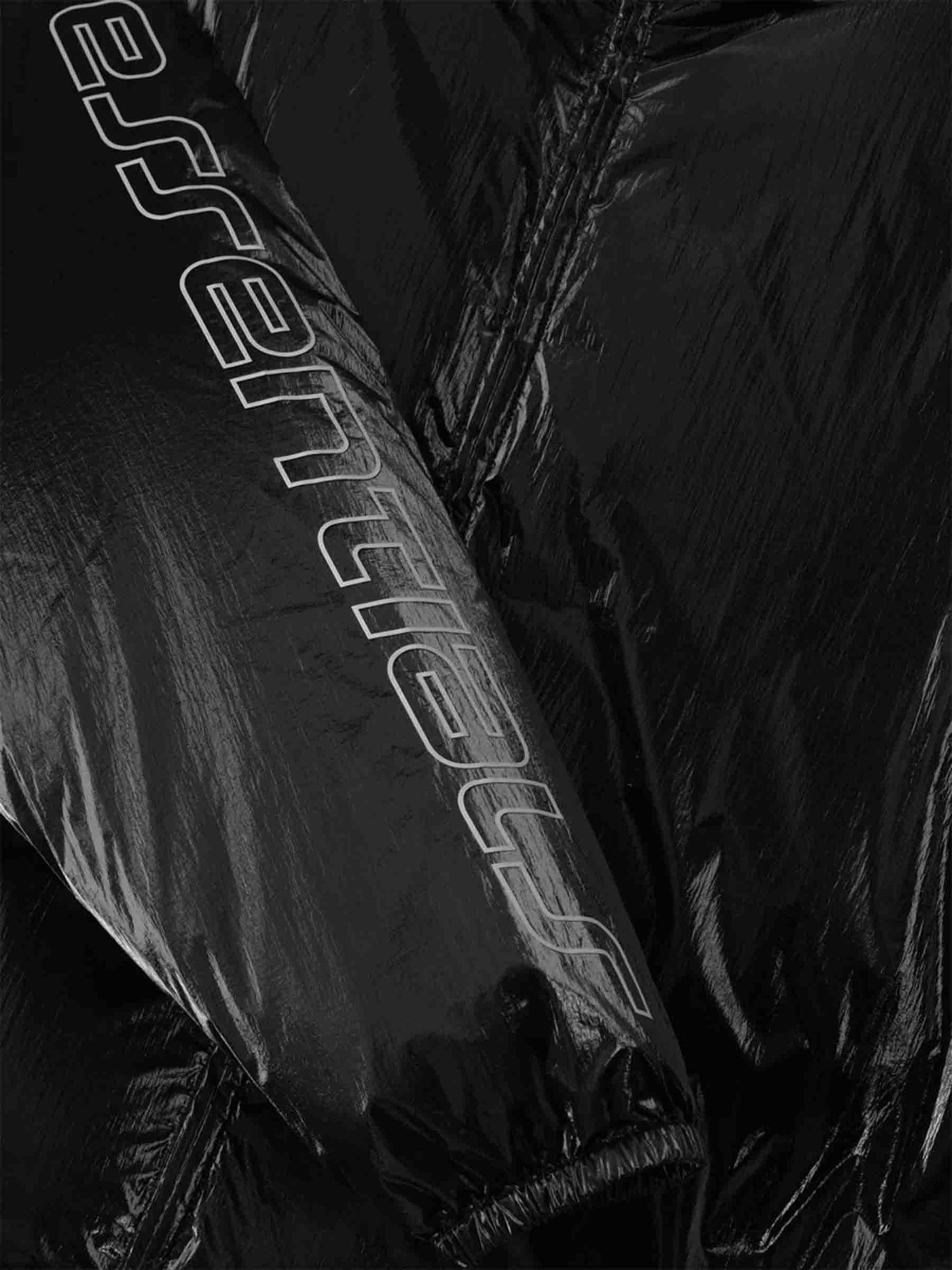 Outlet online Fear of God Essentials Hombre Plumífero Corto Técnico color Negro sku 512-002858 01 - Foto 4