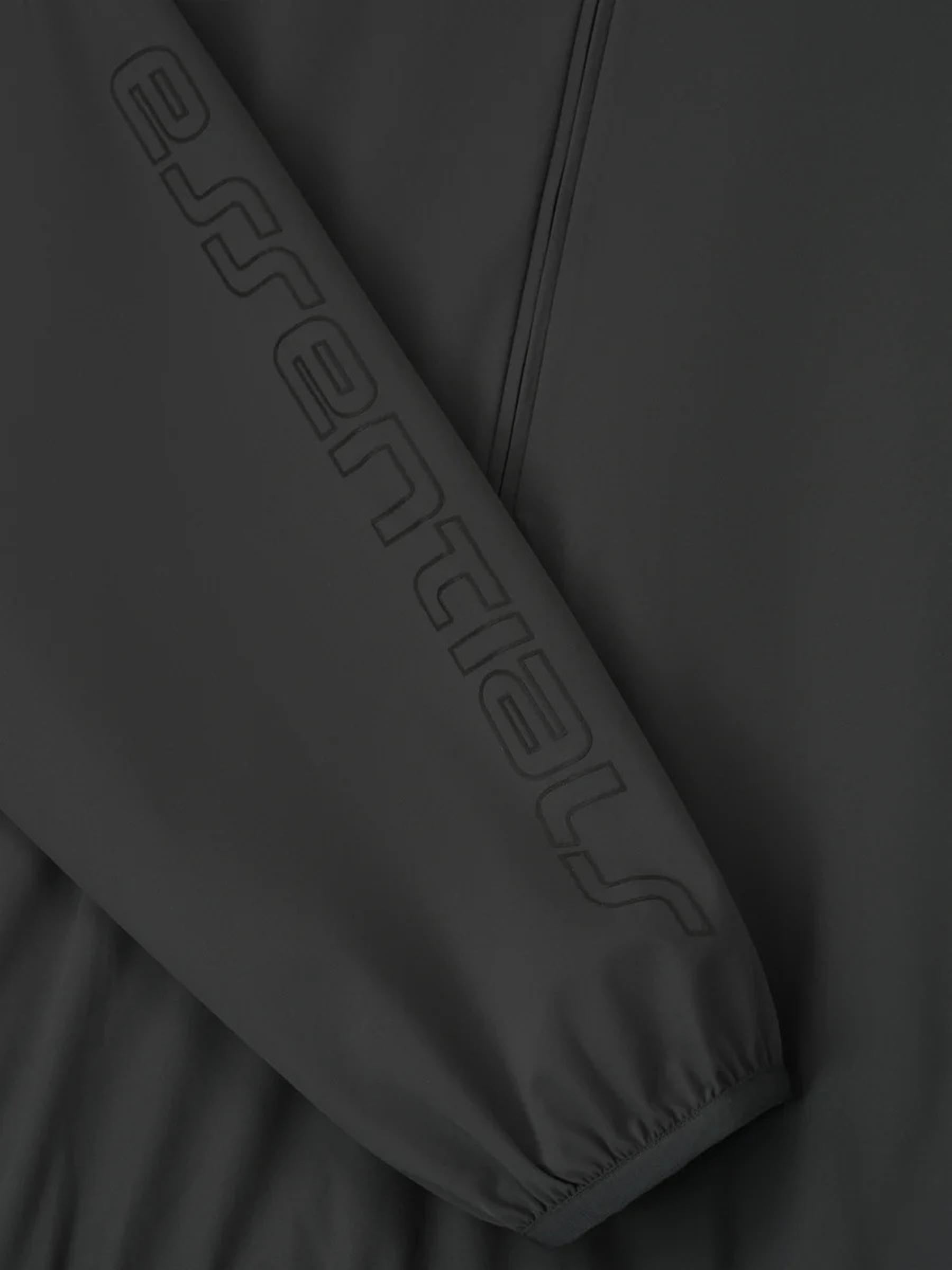Outlet online Fear of God Essentials Hombre Chaqueta Técnica Deportiva color Gris Antracita sku 512-002860 01 - Foto 4