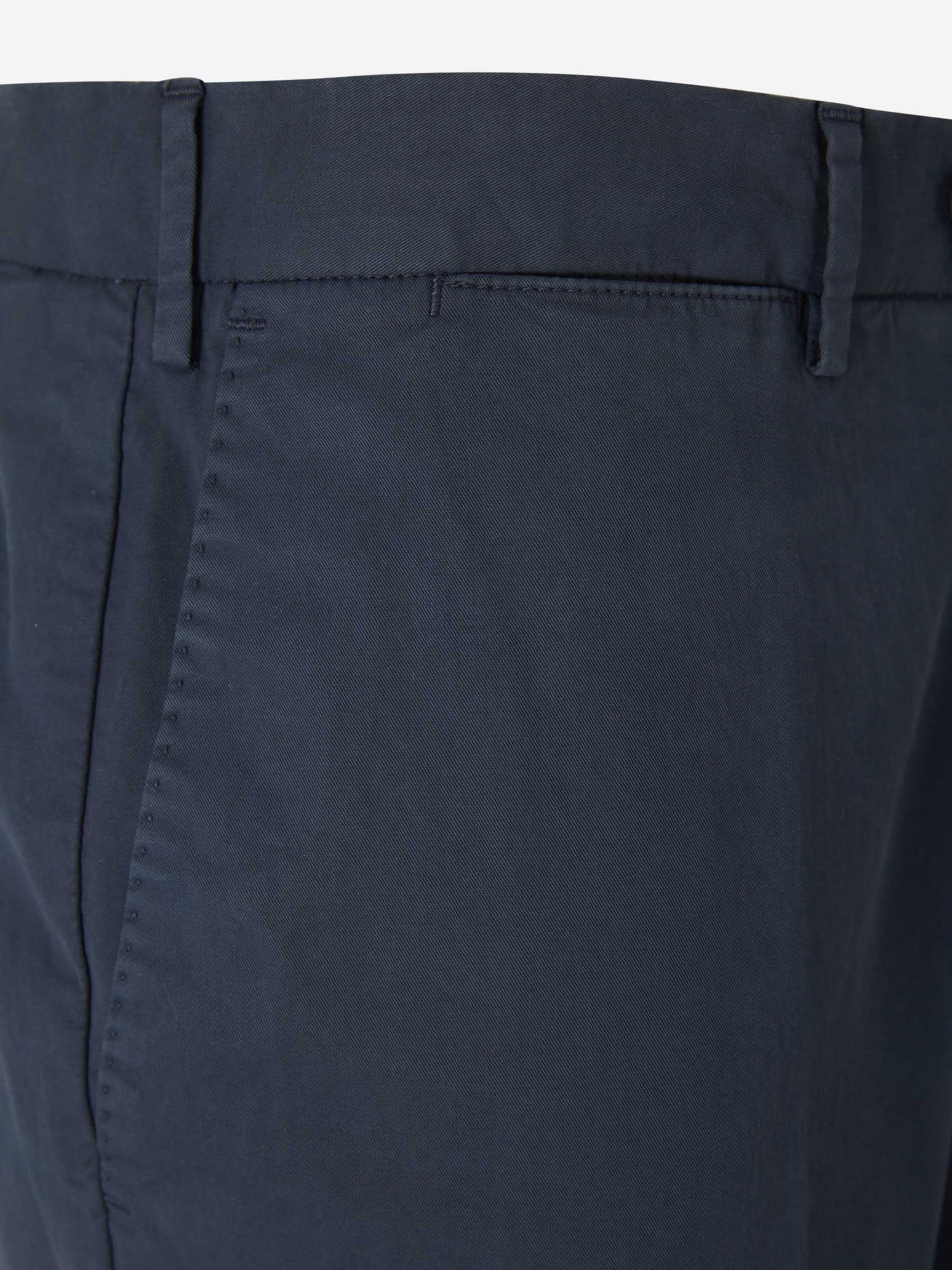 Outlet online PT01 Hombre Pantalones Chino Slim color Azul Marino sku 521-002186 03 - Foto 12