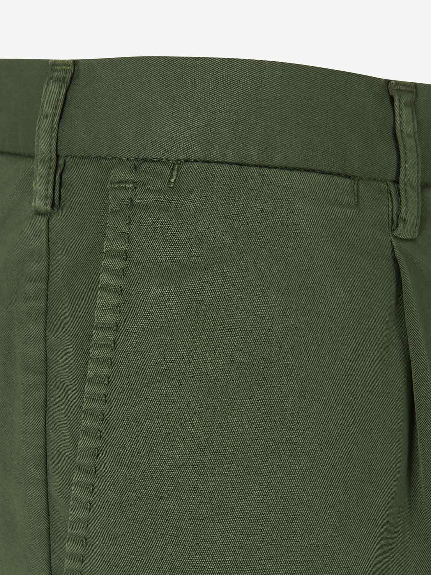 Outlet online Santa Eulalia Hombre Pantalones Pinzas Algodón color Burdeos sku 521-002375 06 - Foto 3
