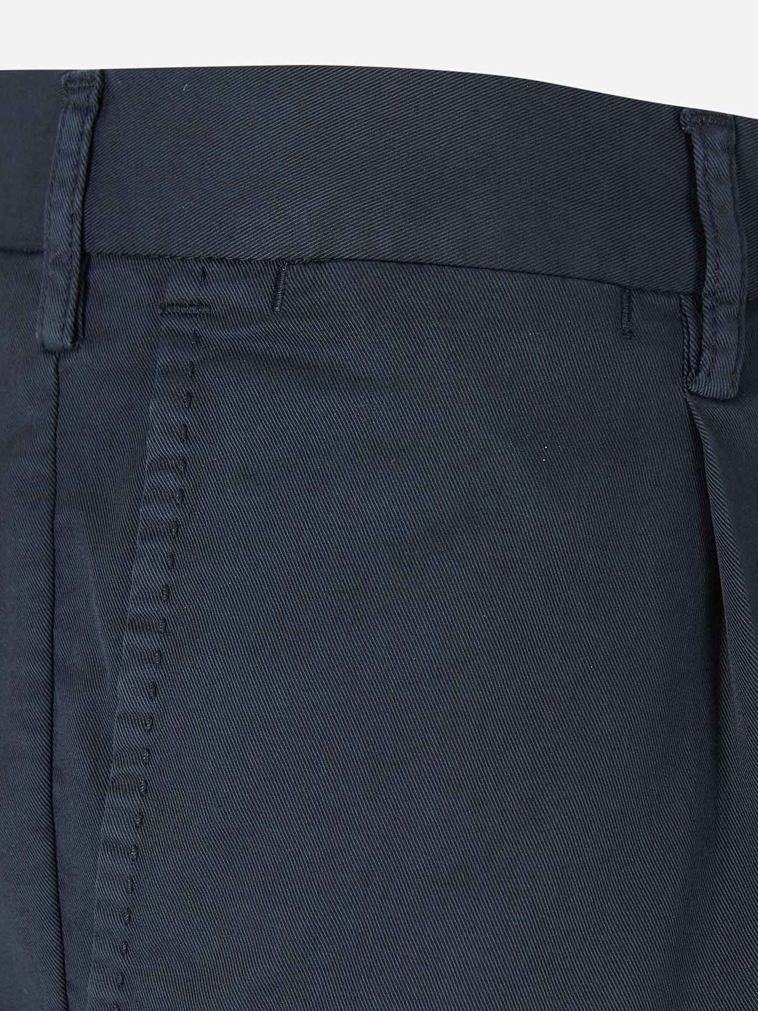 Outlet online Santa Eulalia Hombre Pantalones Pinzas Algodón color Burdeos sku 521-002375 06 - Foto 11