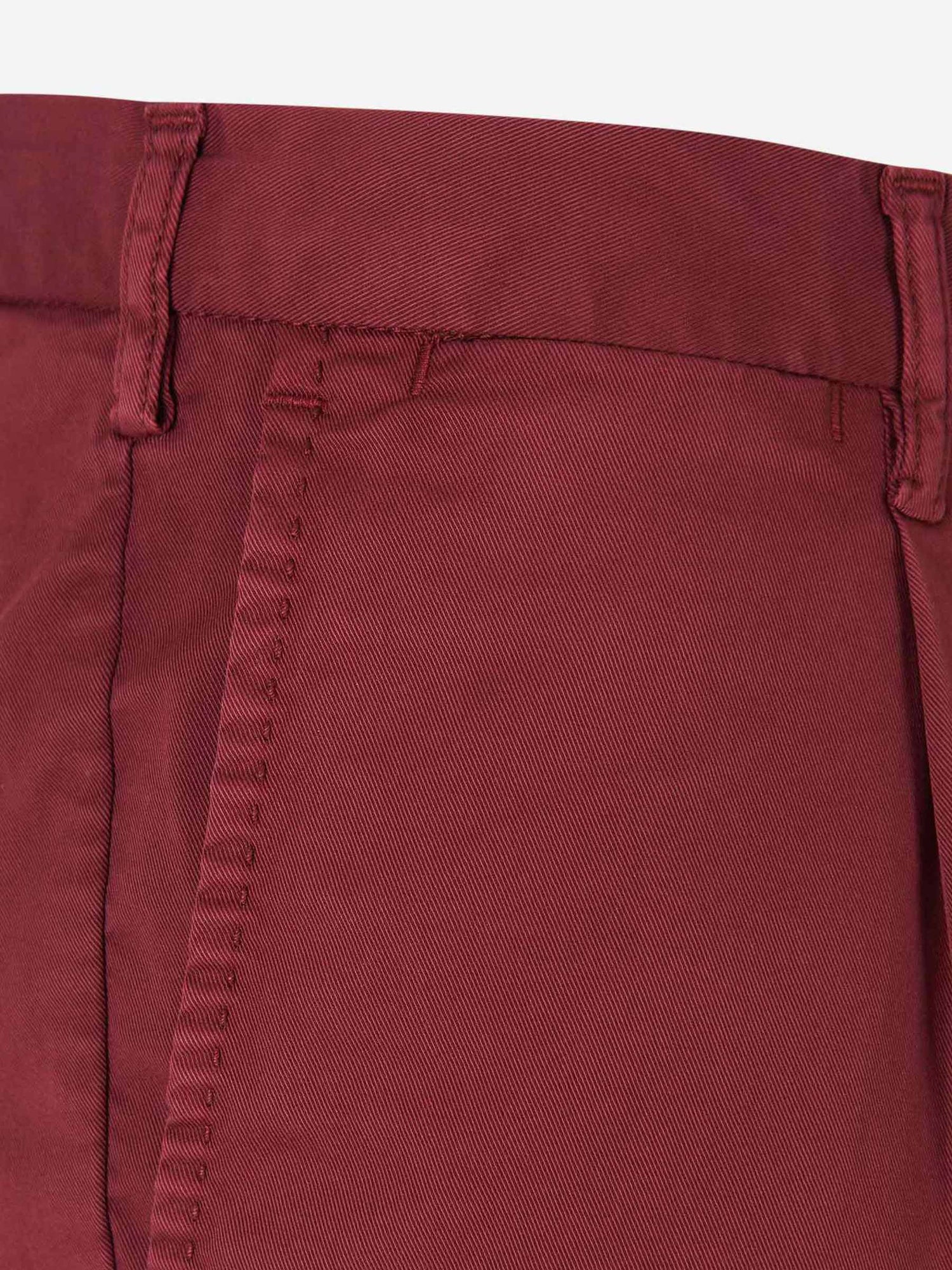 Santa Eulalia Pantalones Pinzas Algodón color Verde Militar sku 521-002375 07 - Foto 17