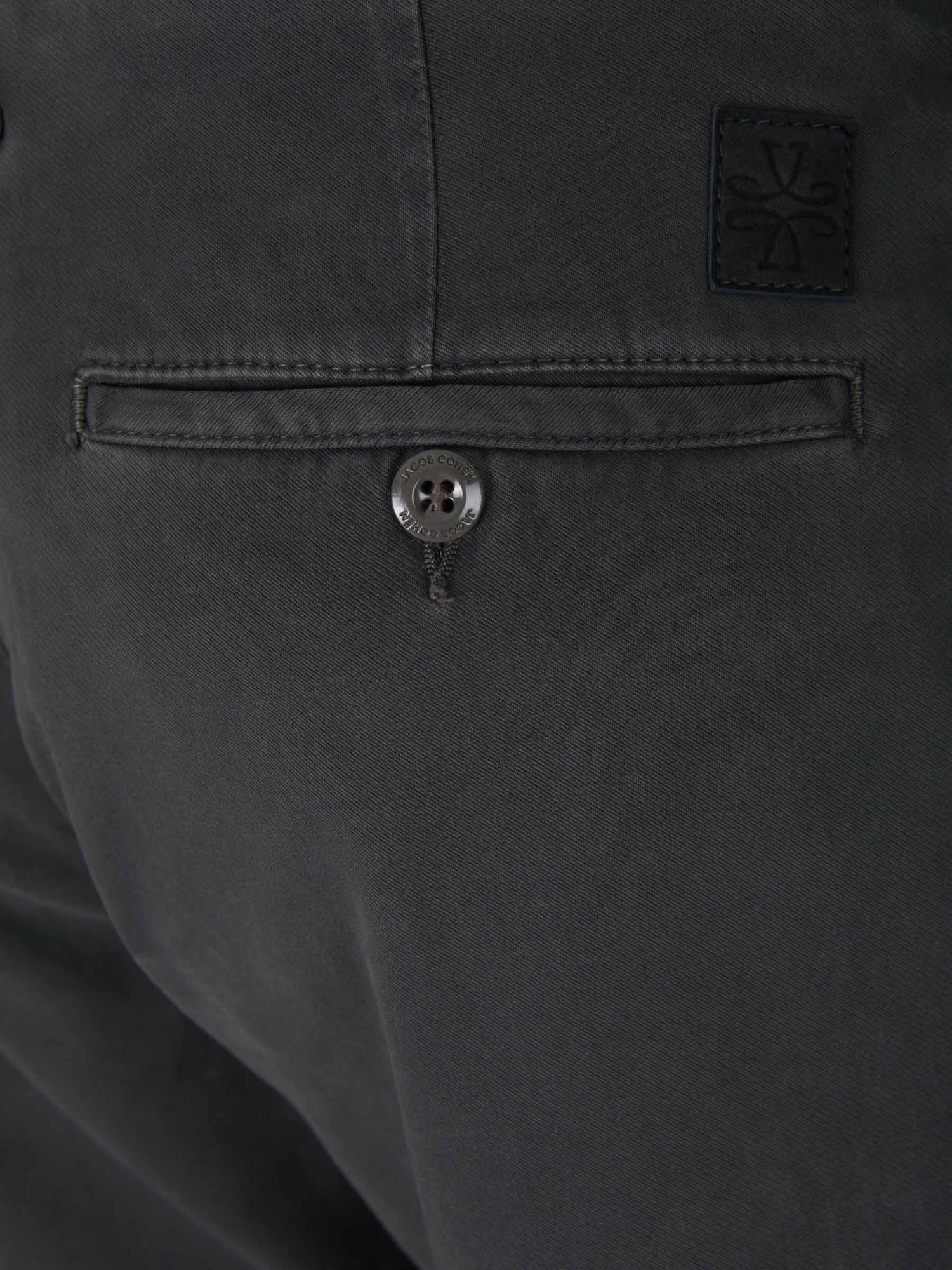 Outlet online Jacob Cohën Hombre Pantalones Bobby Slim color Azul Noche sku 521-002538 04 - Foto 8