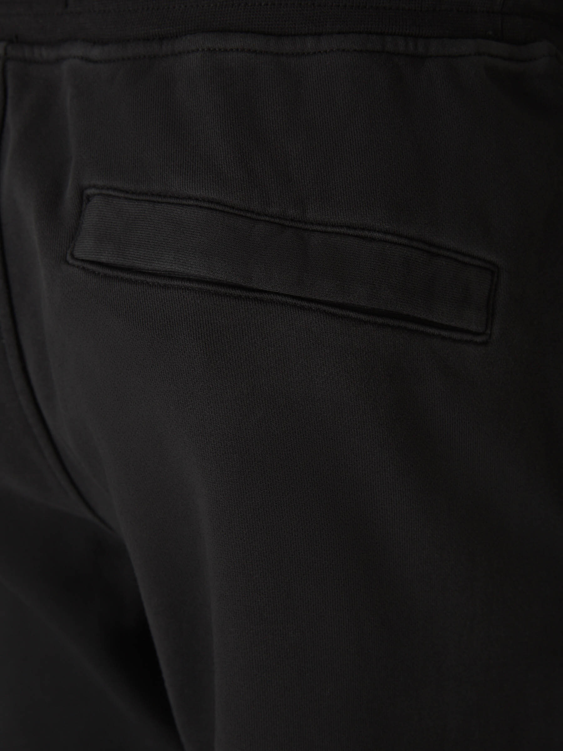 Outlet online Stone Island Hombre Joggers Parche Logo color Negro sku 521-003030 01 - Foto 6