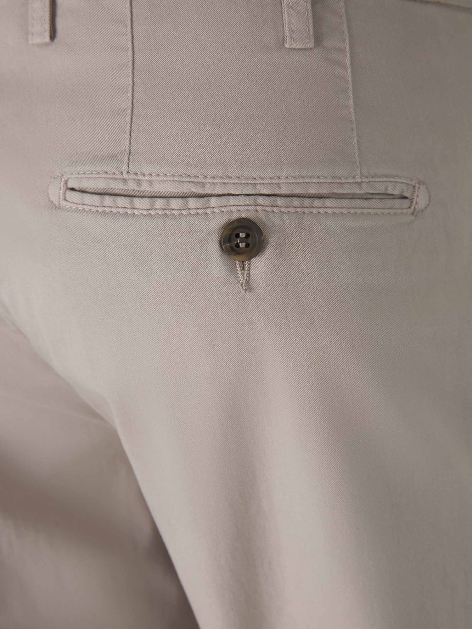 Outlet online Canali Hombre Pantalones Chinos Algodón color Beis sku 521-002762 01 - Foto 12