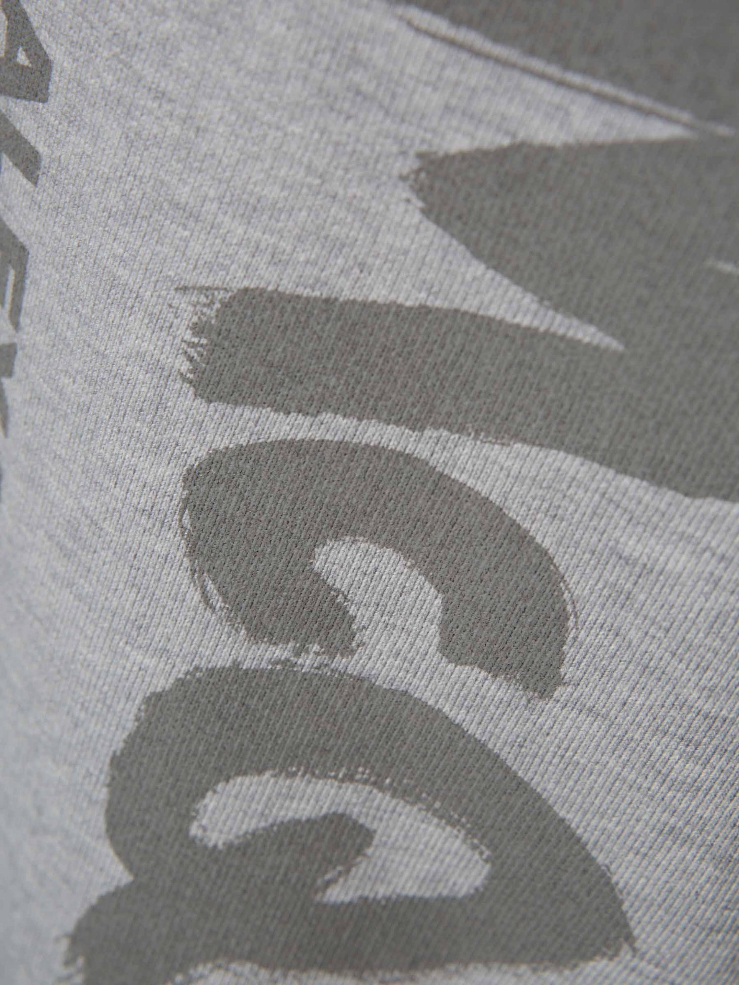 Outlet online Alexander McQueen Hombre Joggers Logo Estampado color Gris Claro sku 521-002820 01 - Foto 6
