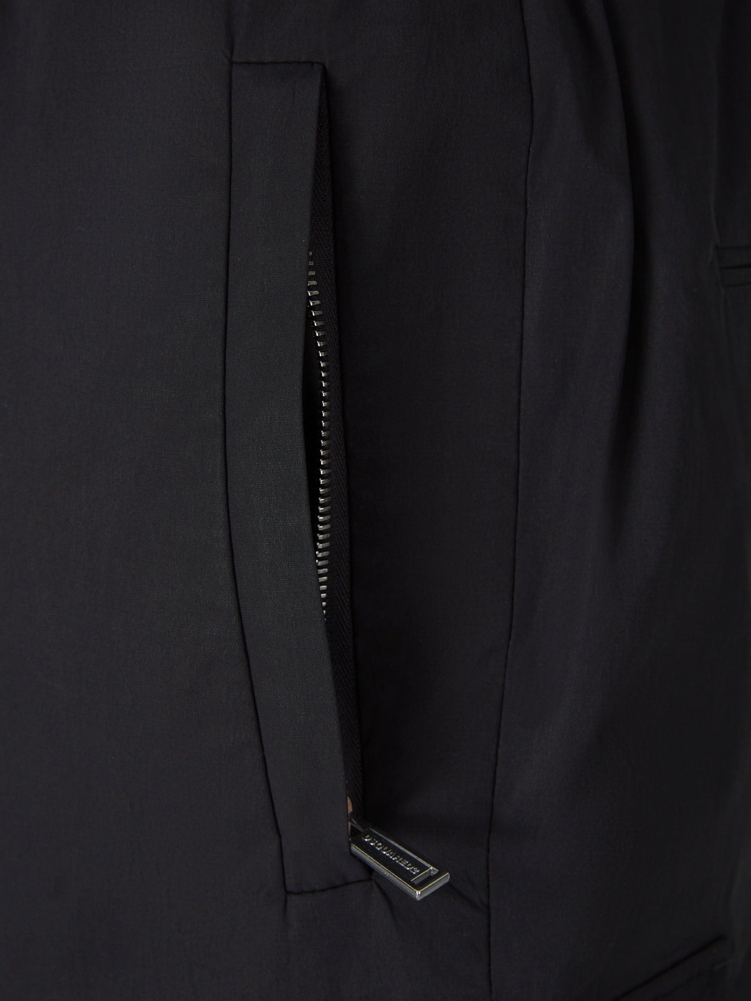 Outlet online Dsquared2 Hombre Pantalones Cargo Pully color Negro sku 521-002889 02 - Foto 10