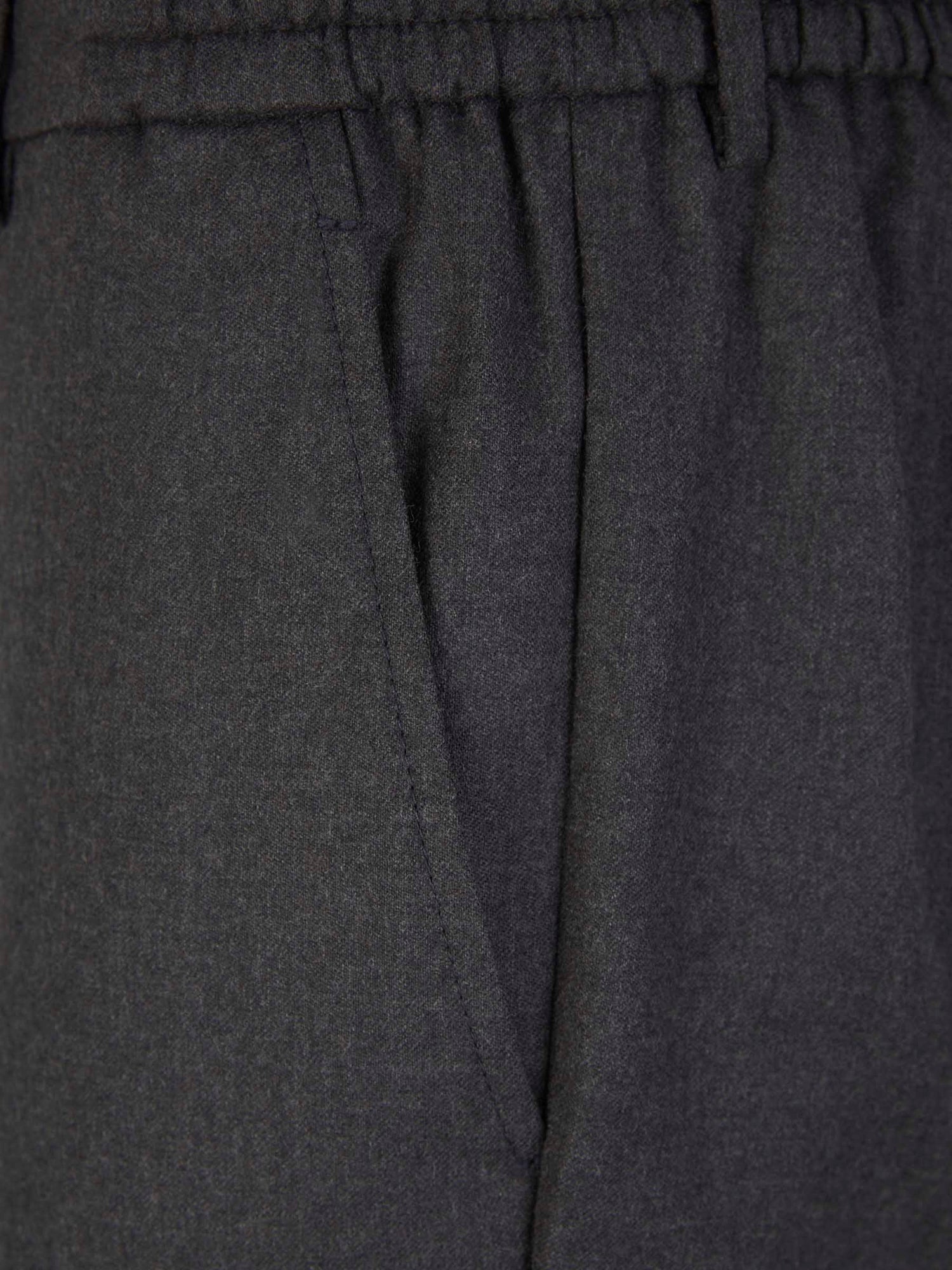 Outlet online Berwich Hombre Joggers Formales color Gris Antracita sku 521-002908 01 - Foto 3