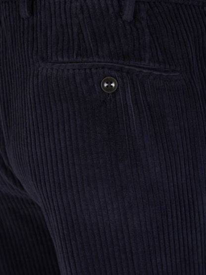 Outlet online Incotex Hombre Pantalones Tapered Algodón color Verde Oscuro sku 521-002916 02 - Foto 8