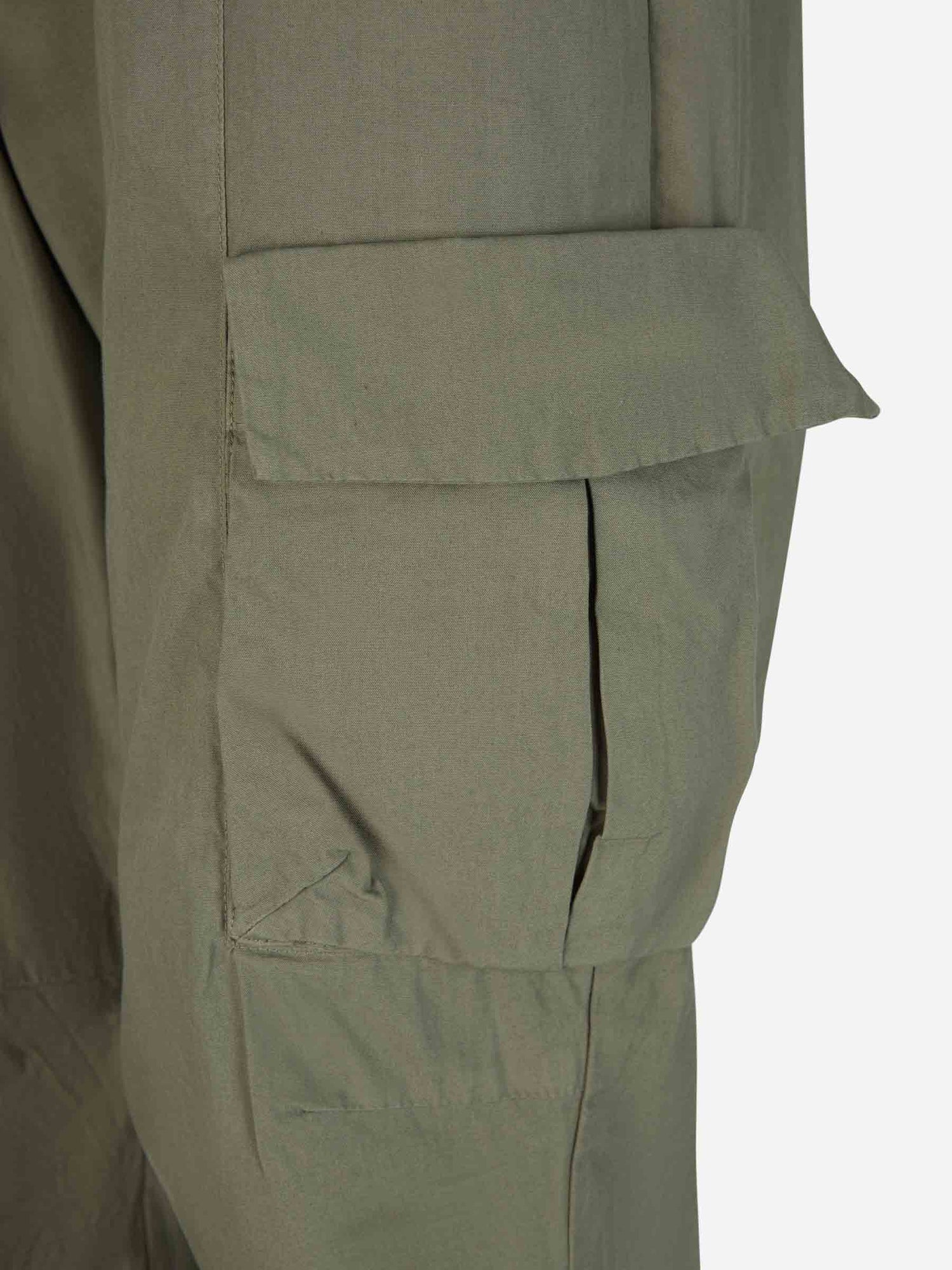 Outlet online John Elliott Hombre Pantalones Cargo Satén color Negro sku 521-002941 01 - Foto 5