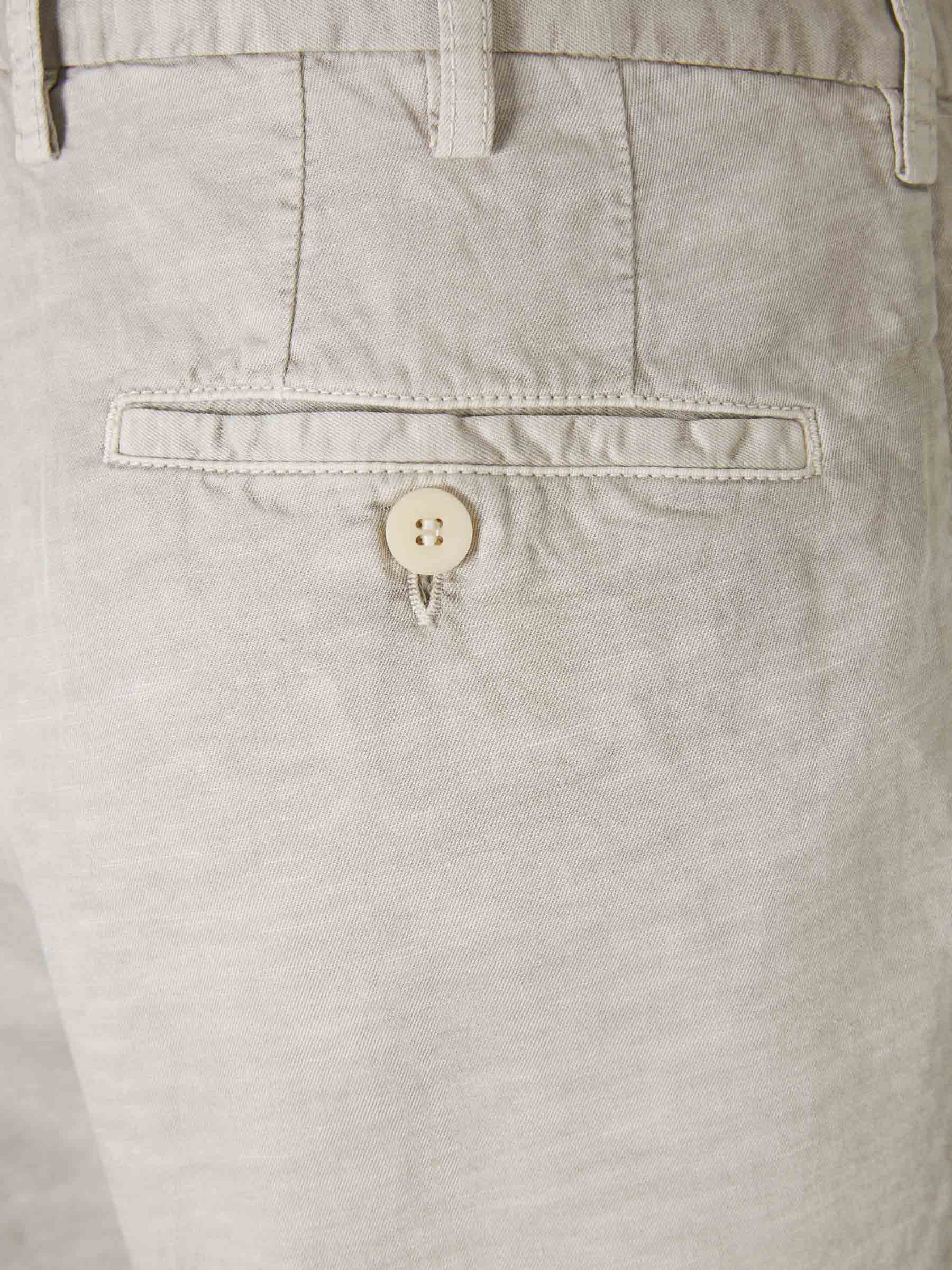 Outlet online Santa Eulalia Hombre Pantalones Formales Algodón color Gris Claro sku 521-003045 01 - Foto 4