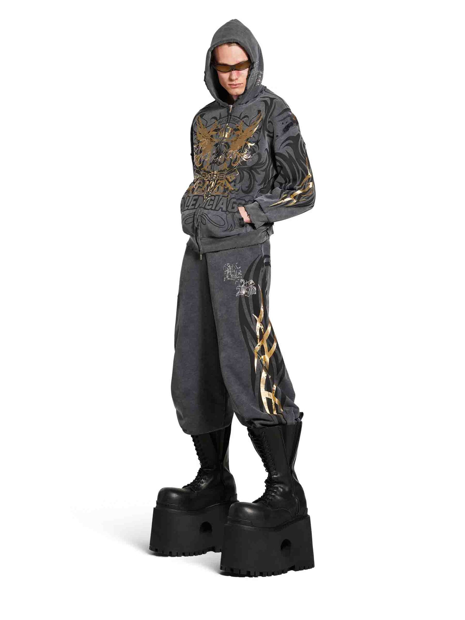 Outlet online Balenciaga Hombre Joggers Tacky Gold color Negro sku 521-003252 01 - Foto 2