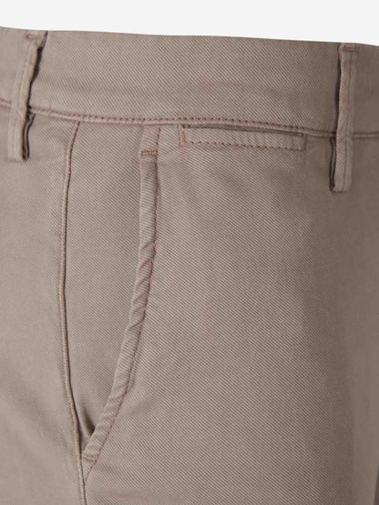 Outlet online Jacob Cohën Hombre Pantalones Chinos Bobby color Taupe sku 521-003257 01 - Foto 3
