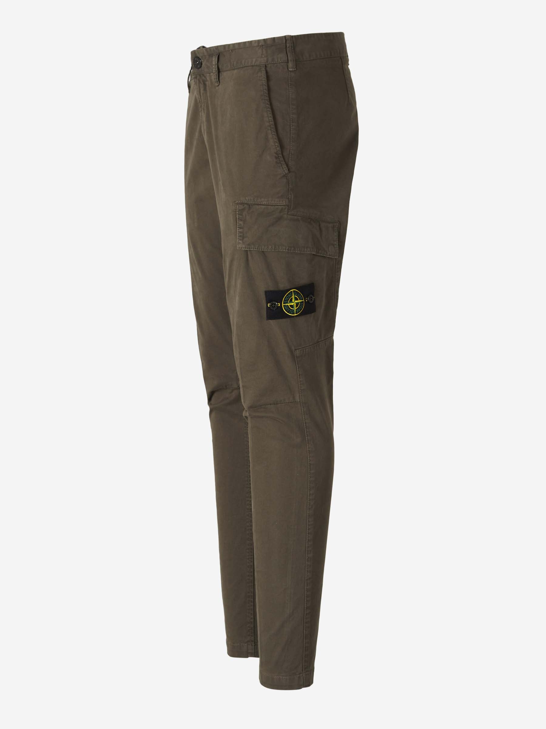 Outlet online Stone Island Hombre Pantalones Cargo Stretch color Verde Militar sku 521-003278 02 - Foto 2
