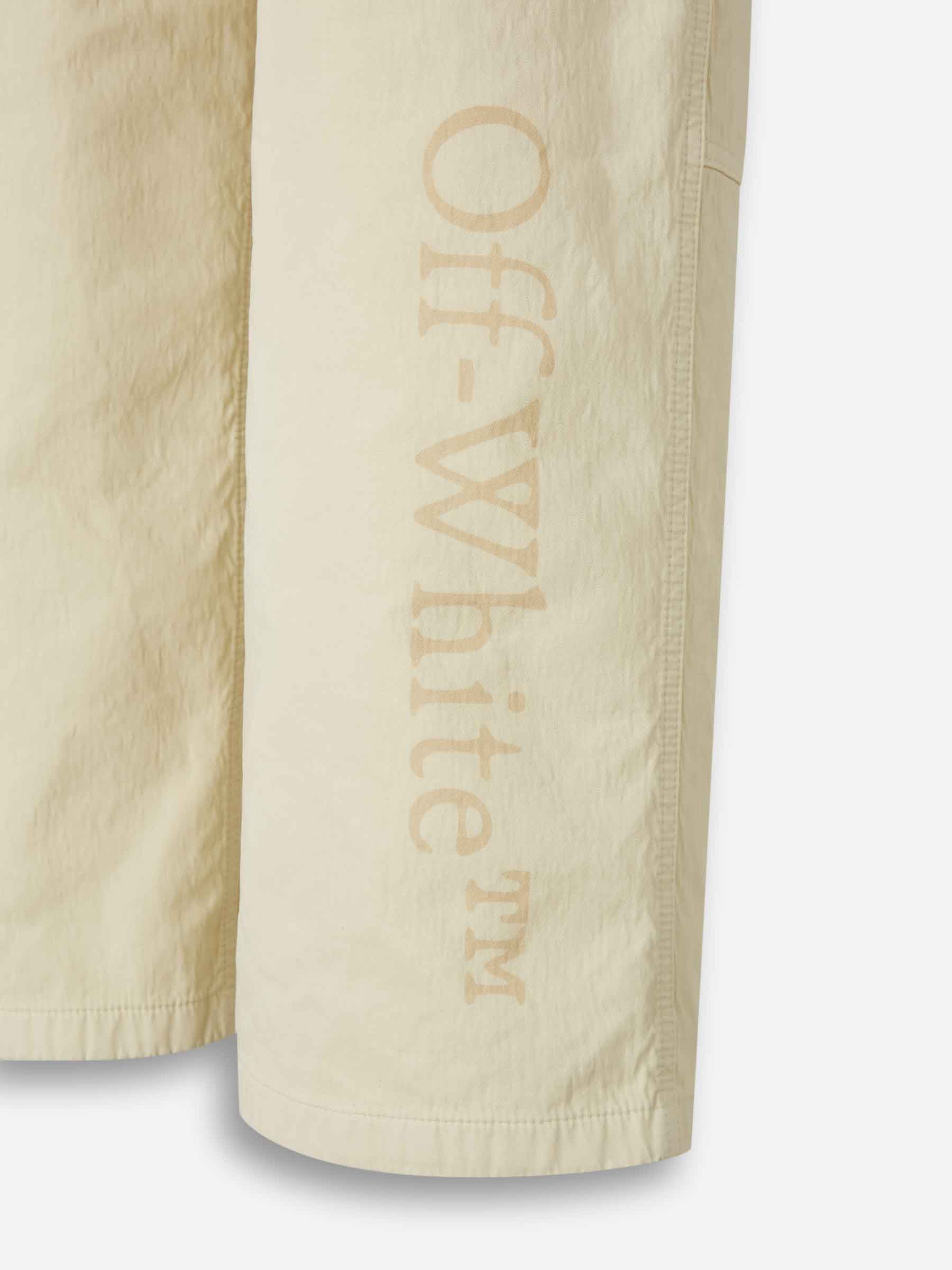 Outlet online Off-White Hombre Pantalones Anchos Cargo color Crema sku 521-003374 01 - Foto 5