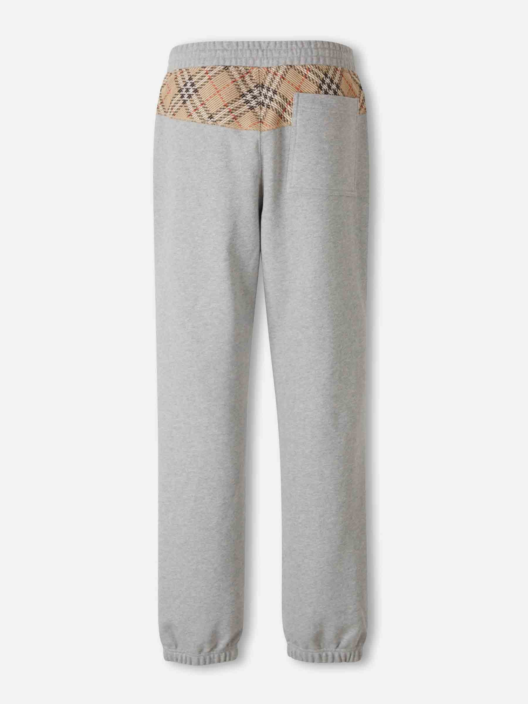 Outlet online Burberry Hombre Joggers Deportivos Cuadros color Gris sku 521-003508 01 - Foto 2