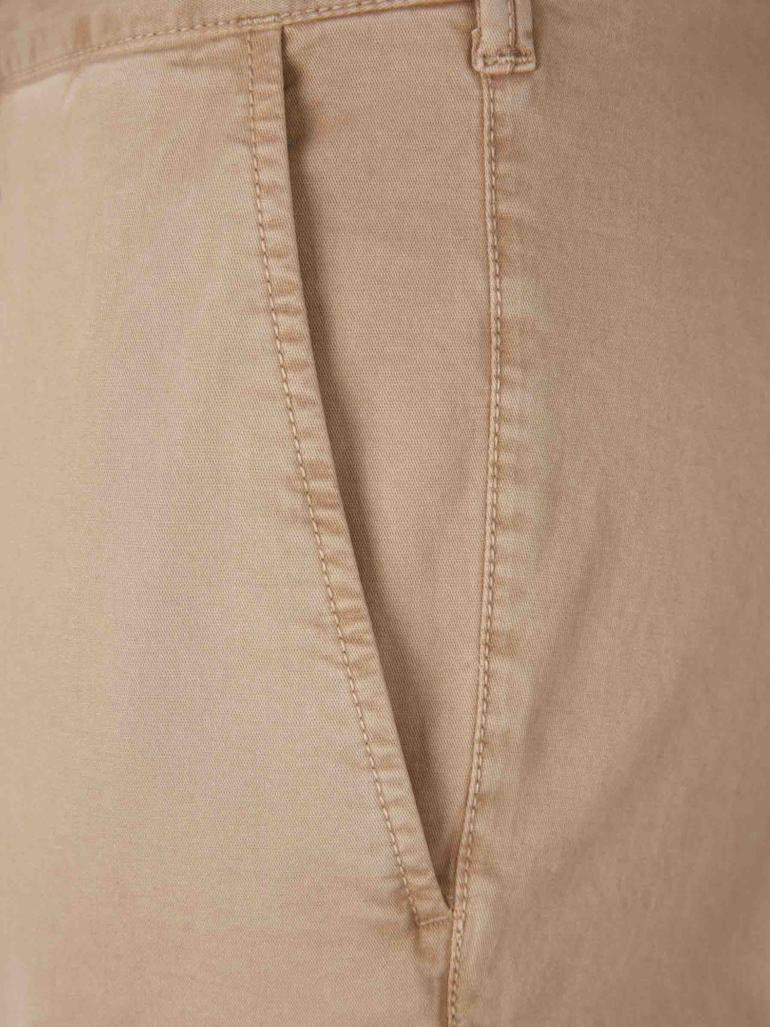 Stone Island  Barcelona Pantalones Chinos Cargo color Beige sku 521-003538 02 - Foto 4