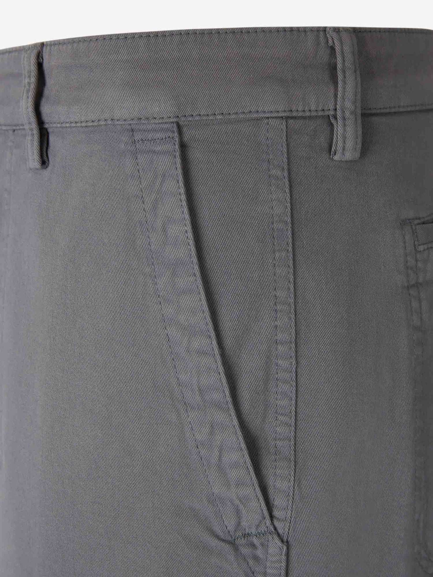 Outlet online Canali Hombre Pantalones Rectos Chinos color Gris sku 521-003572 02 - Foto 3