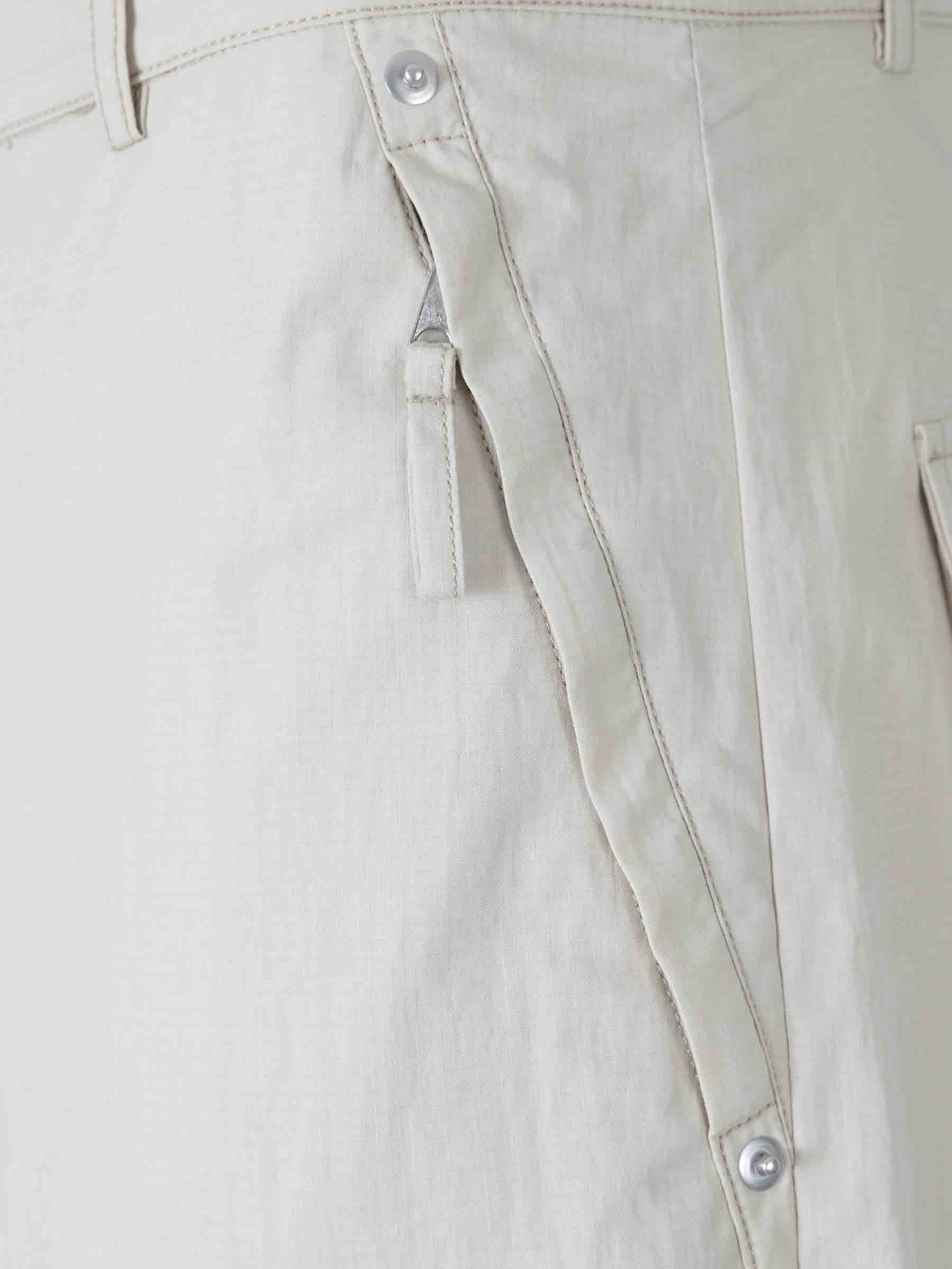 Carrer Hombre Barcelona Pantalones Vera Parachute color Beige sku 521-003606 01 - Foto 4
