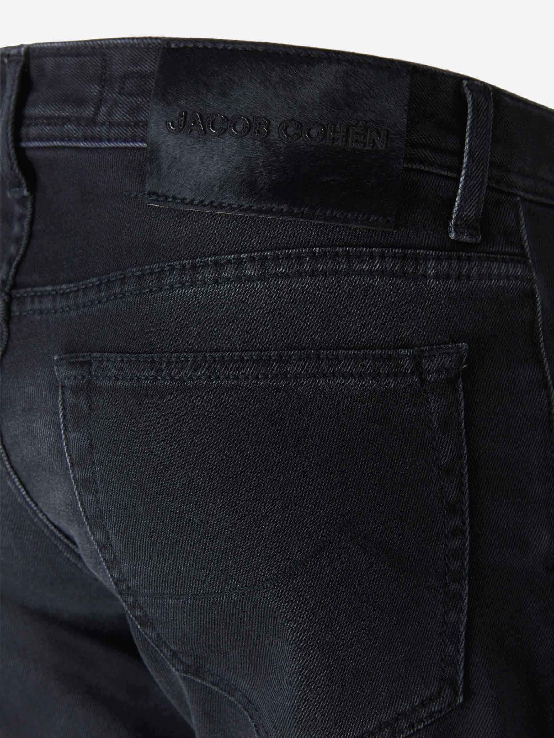 Outlet online Jacob Cohën Hombre Jeans Slim Lavado color Negro sku 522-002188 01 - Foto 4