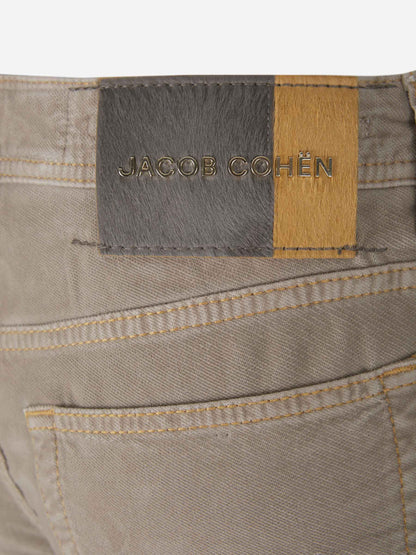 Outlet online Jacob Cohën Hombre Pantalones Bard Micro Pana color Verde Militar sku 522-002300 02 - Foto 4