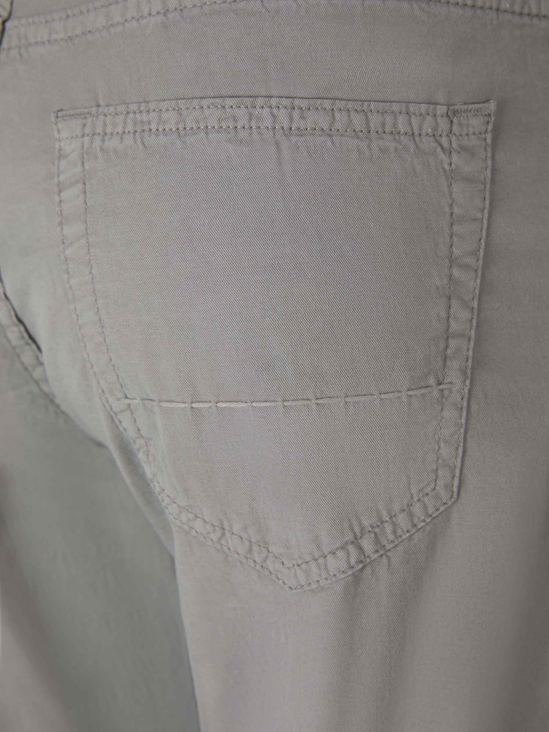 Outlet online Richard J. Brown Hombre Jeans Milano color Burdeos sku 522-002397 03 - Foto 4