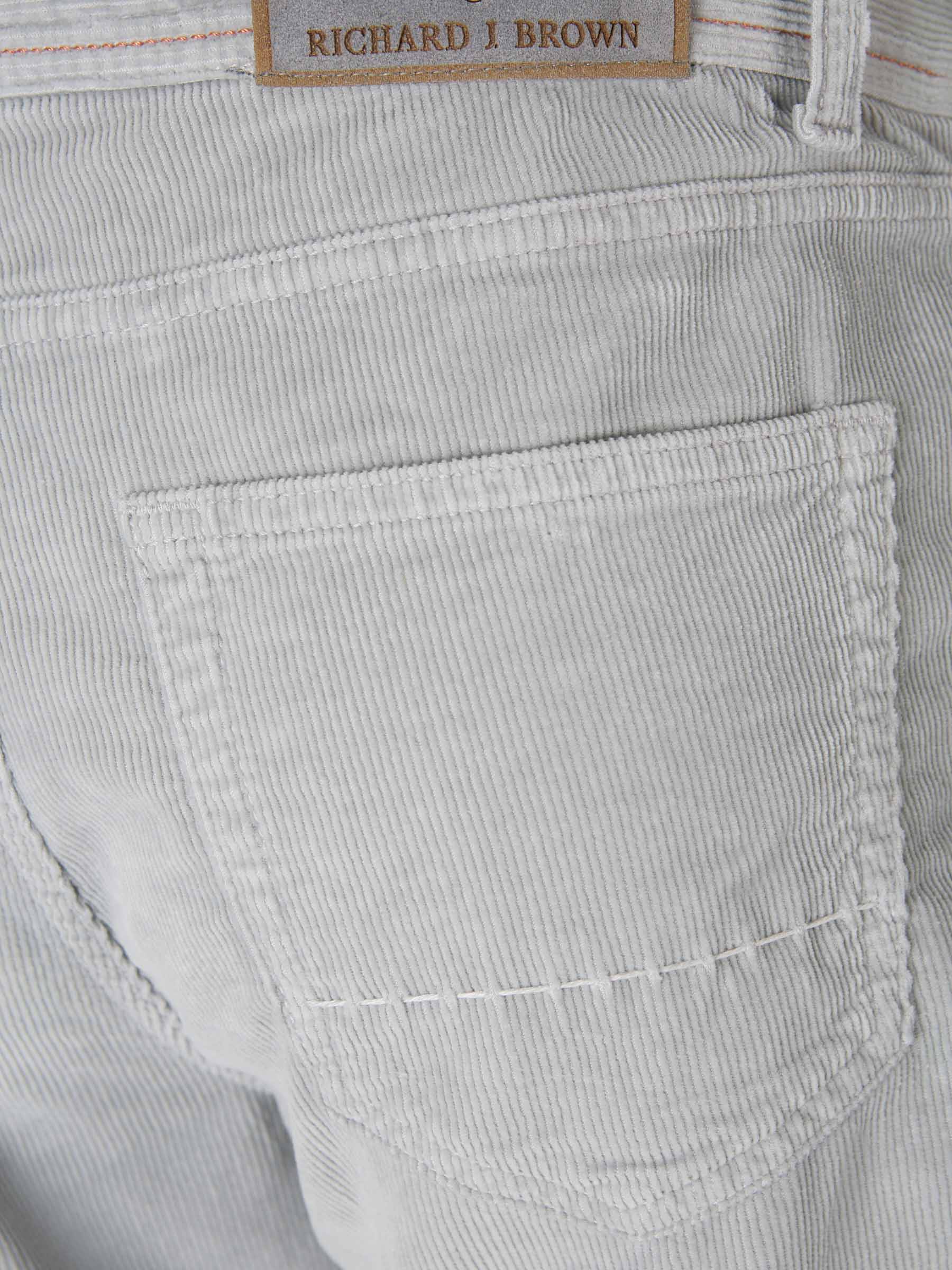 Outlet online Richard J. Brown Hombre Pantalones Pana Milano color Gris Claro sku 522-002515 01 - Foto 4