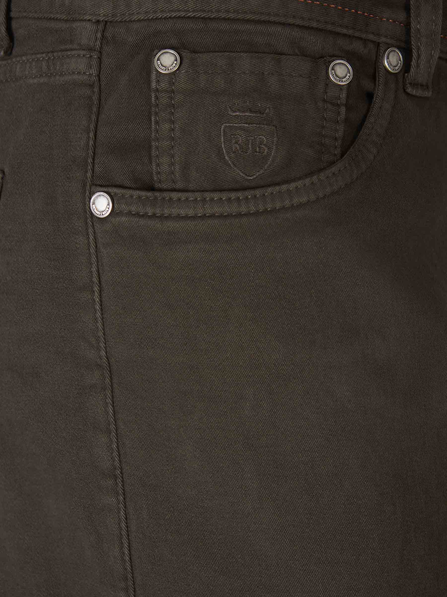 Outlet online Richard J. Brown Hombre Pantalones 5 Bolsillos color Negro sku 522-002516 02 - Foto 3
