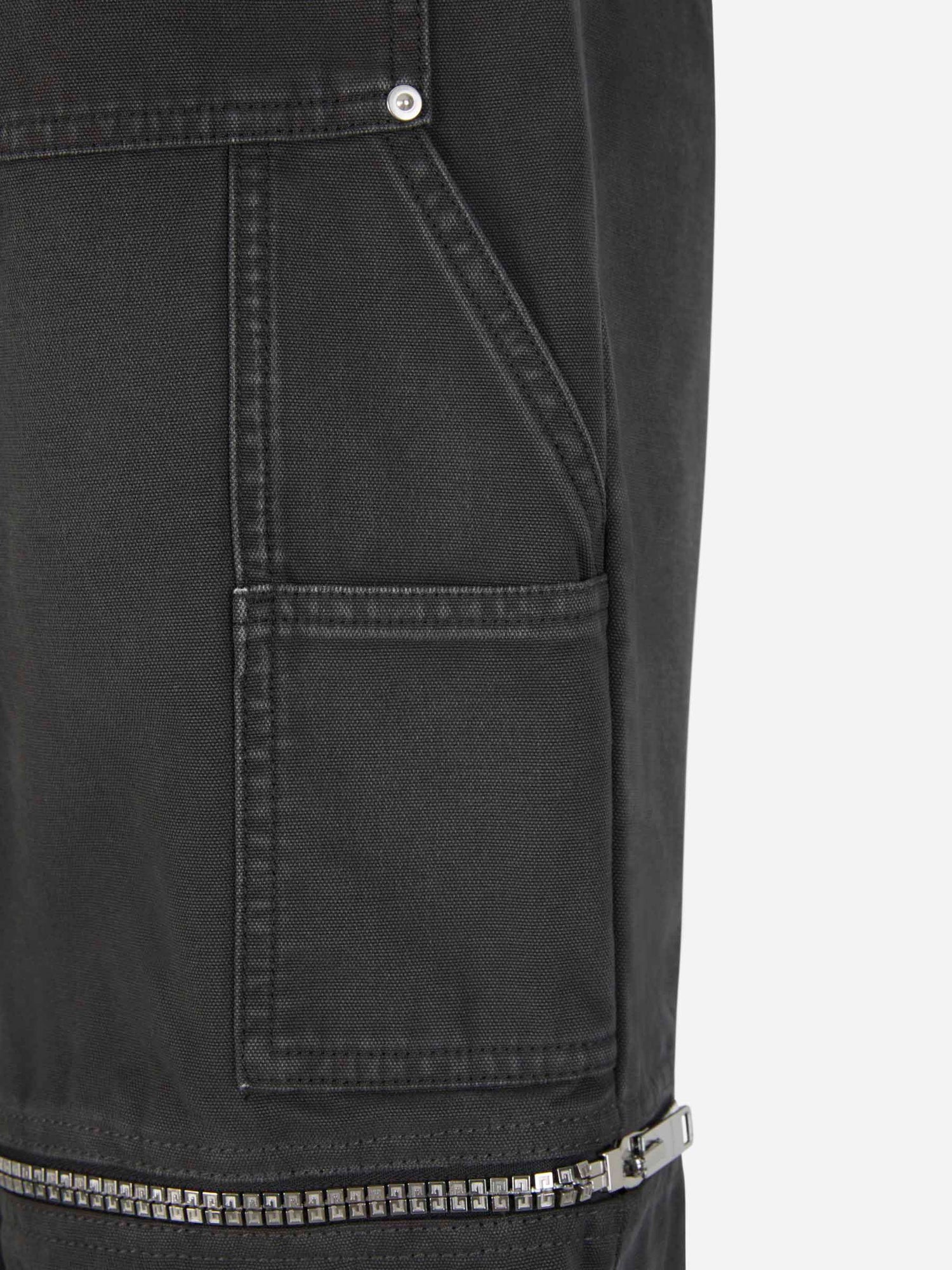 Outlet online Givenchy Hombre Pantalones Cargo Algodón color Gris Antracita sku 522-002540 01 - Foto 8