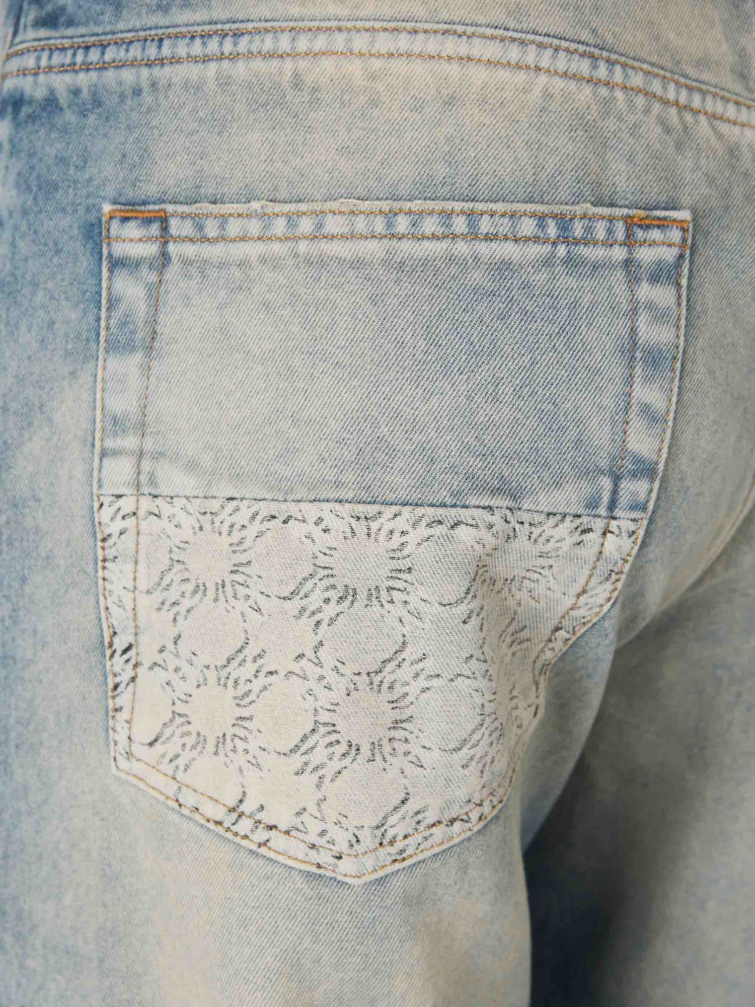 Amiri Hombre Barcelona Jeans Recto MA Quad color Azul Denim Oscuro sku 522-002720 01 - Foto 4