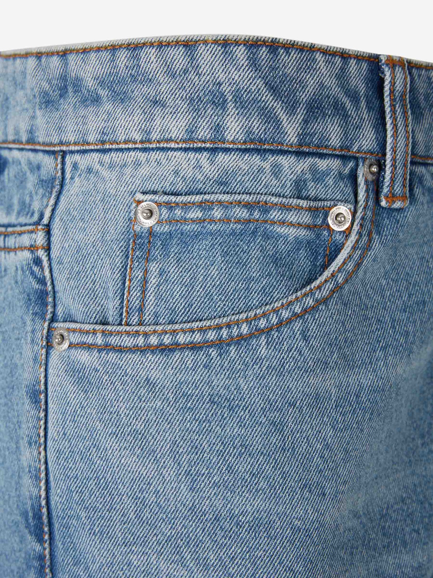 Outlet online Ami Paris Hombre Jeans Rectos Anchos color Azul Denim sku 522-002891 01 - Foto 3