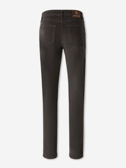 Outlet online Richard J. Brown Hombre Pantalones Slim Terciopelo color Marrón Oscuro sku 522-002948 01 - Foto 2