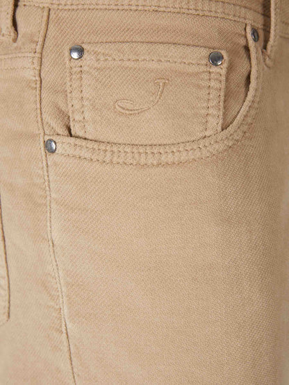 Outlet online Jacob Cohën Hombre Pantalones Slim Fit color Camel sku 522-002960 03 - Foto 3
