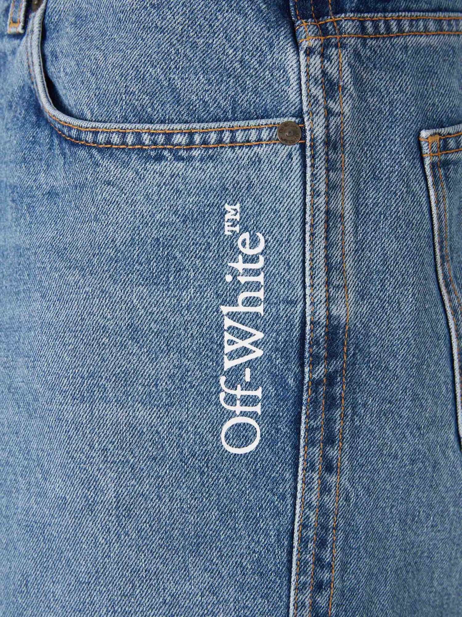 Off-White  Barcelona Jeans Anchos Rectos color Azul Denim sku 522-003058 01 - Foto 4