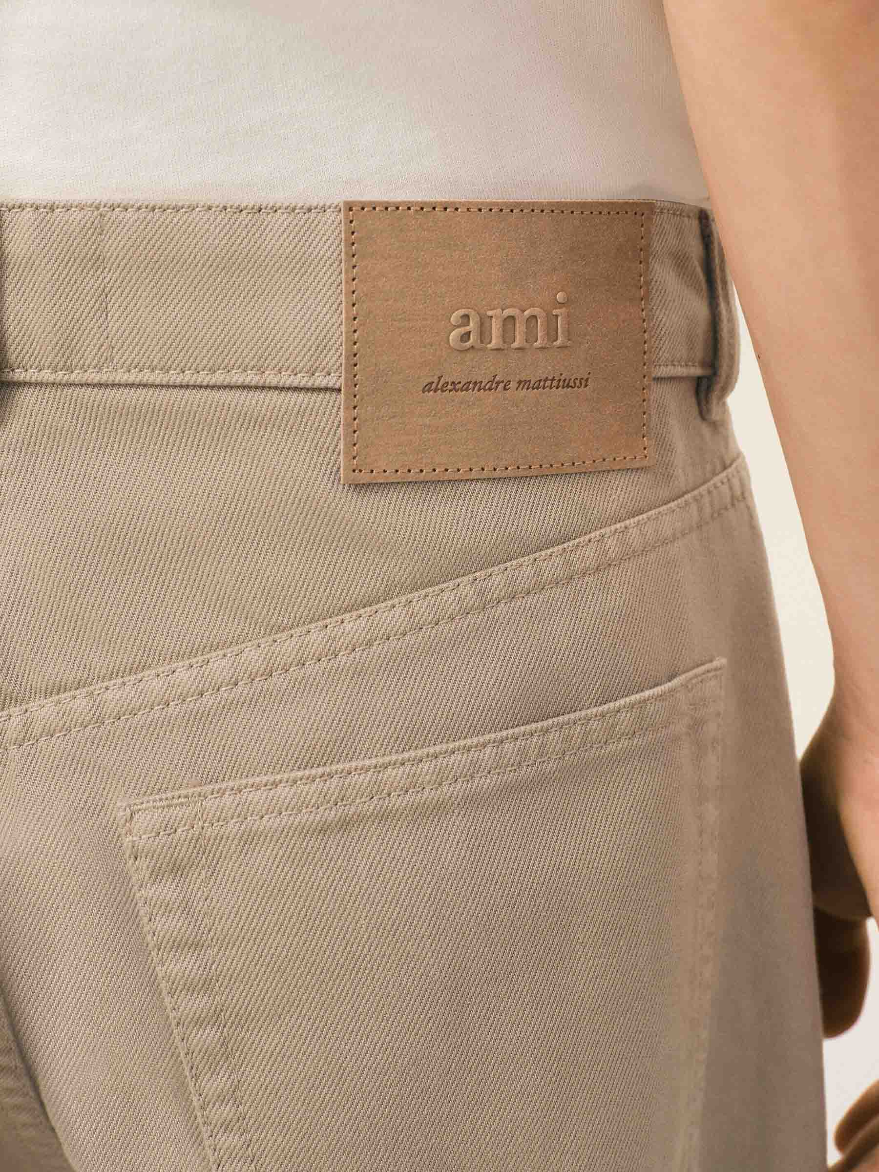 Outlet online Ami Paris Hombre Jeans Anchos Algodón color Beige sku 522-003063 01 - Foto 4