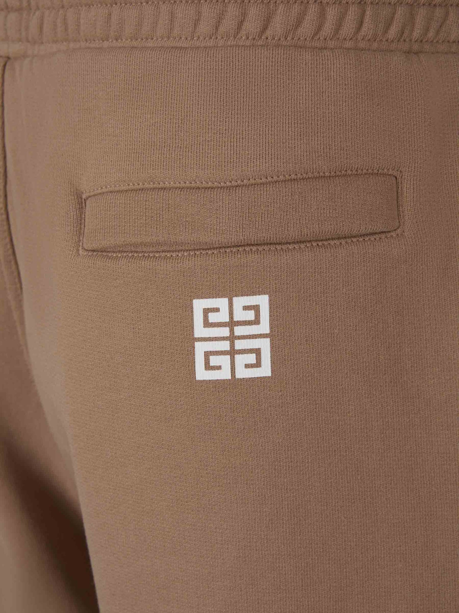 Outlet online Givenchy Hombre Bermudas Estampadas Logo color Beis sku 523-000851 01 - Foto 6