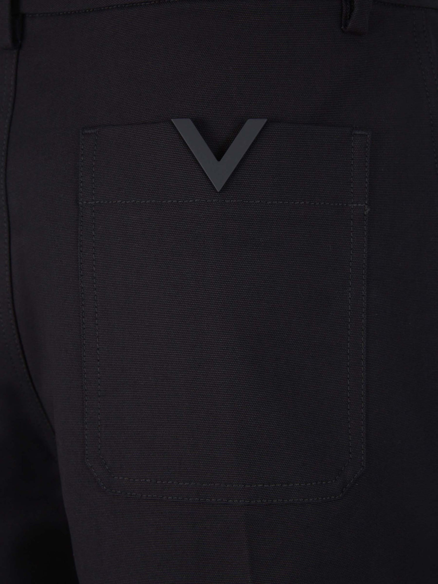 Outlet online Valentino Hombre Bermudas Lisas Algodón color Negro sku 523-000898 01 - Foto 5
