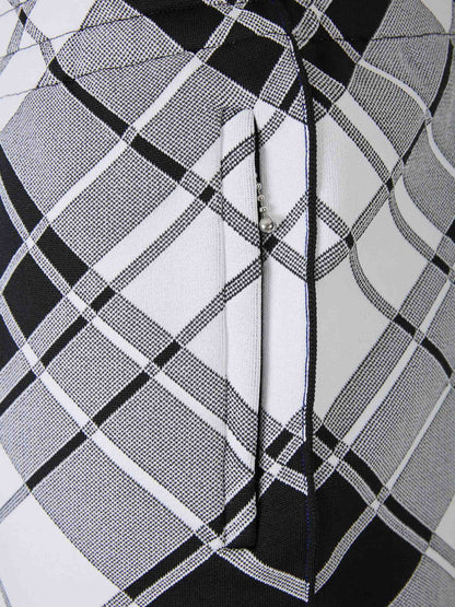 Outlet online Burberry Hombre Bermudas Motivo Cuadros color Blanco Y Negro sku 523-000992 01 - Foto 4