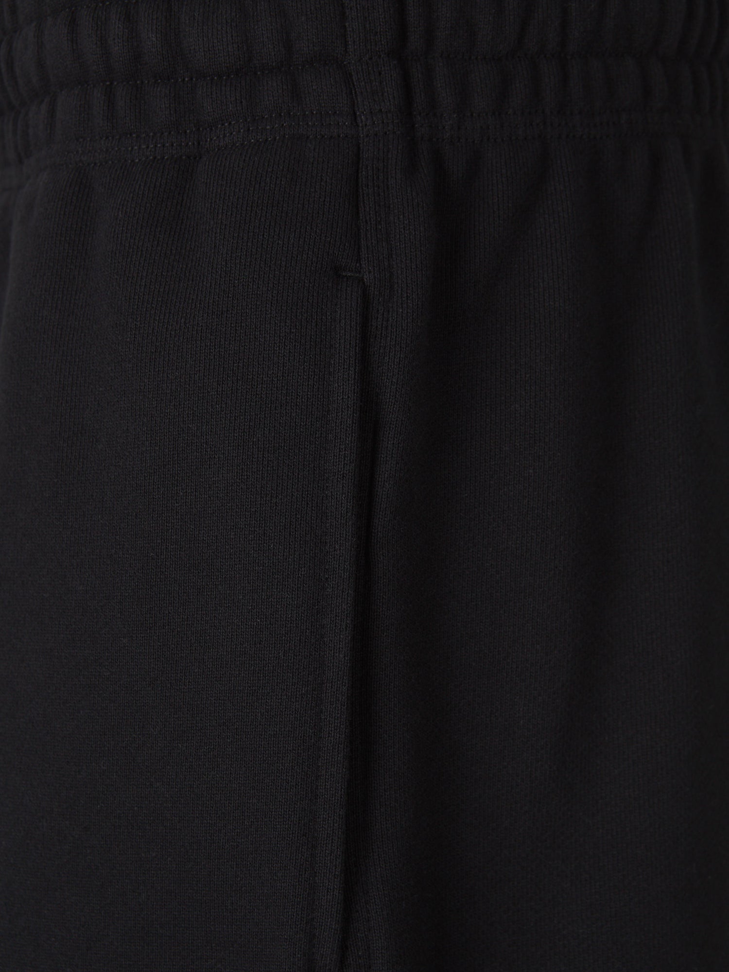 Outlet online Burberry Hombre Bermudas Logo Check color Negro sku 523-001069 01 - Foto 3