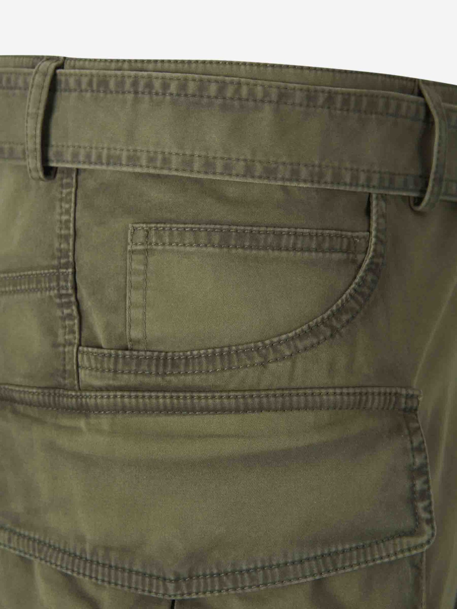Balmain Hombre Barcelona Bermudas Cargo Algodón color Verde Militar sku 523-001096 01 - Foto 4