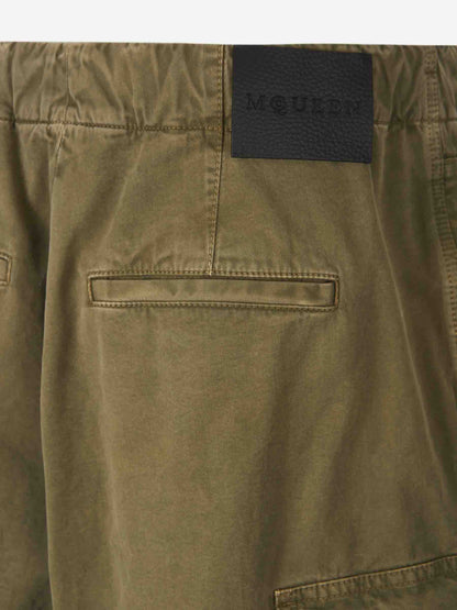 Alexander McQueen Hombre Barcelona Bermudas Cargo Algodón color Verde Militar sku 523-001098 01 - Foto 5
